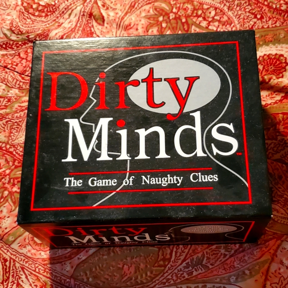 4/$30 like new DIRTY MINDS game